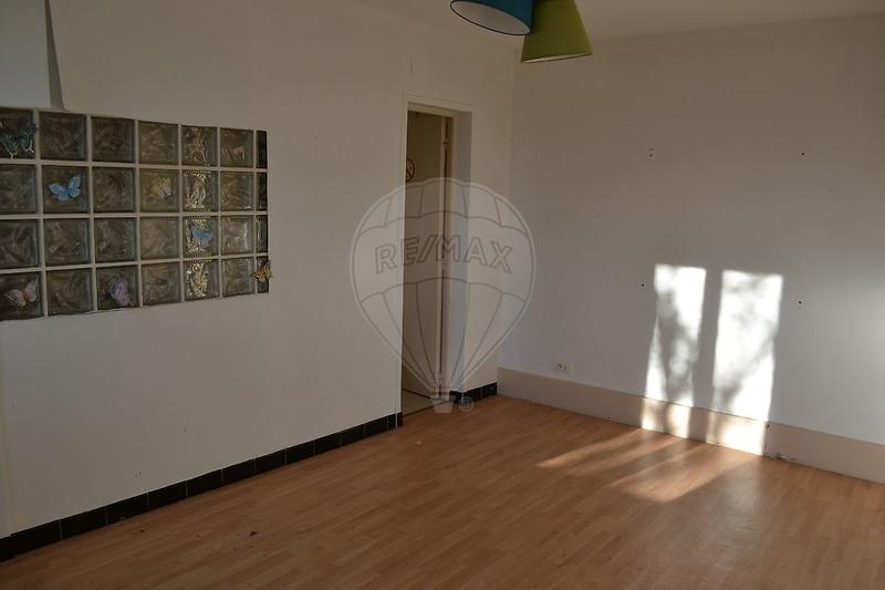 Maison - 187 m² - 7 pièces