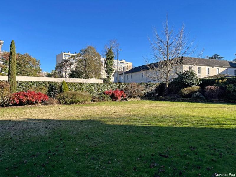 Appartement - 104 m² - 5 pièces