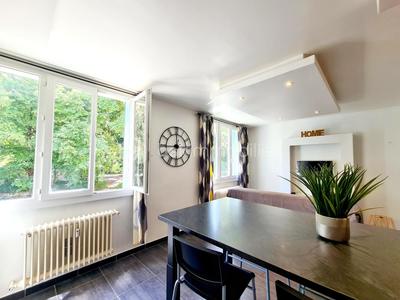 Studio - 28 m² - 1 pièce