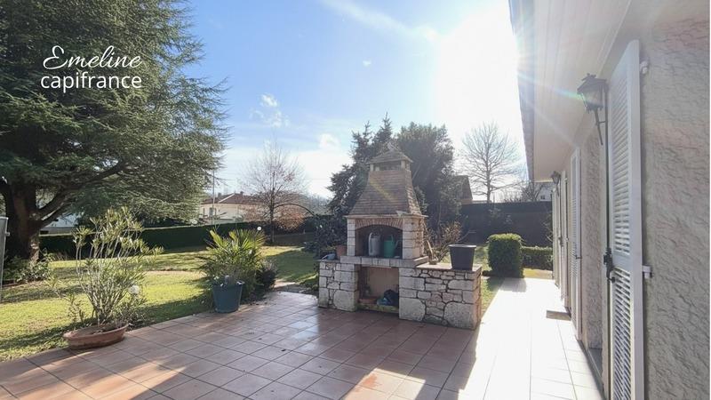 Maison - 95 m² - 4 pièces