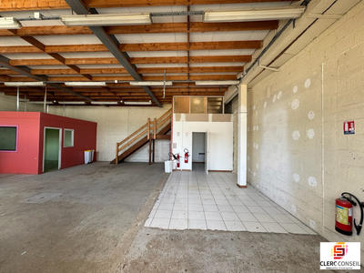 Local d'activités - 130 m²