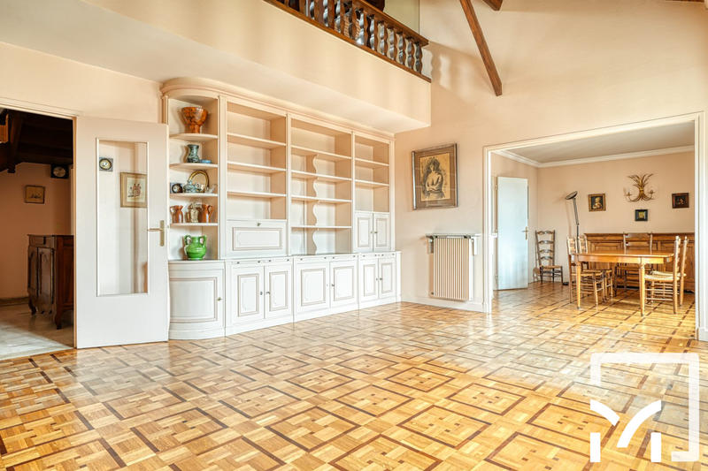 Duplex - 190 m² - 8 pièces