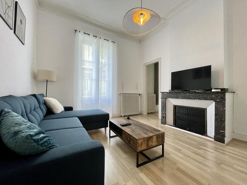 Appartement - 100 m² - 4 pièces