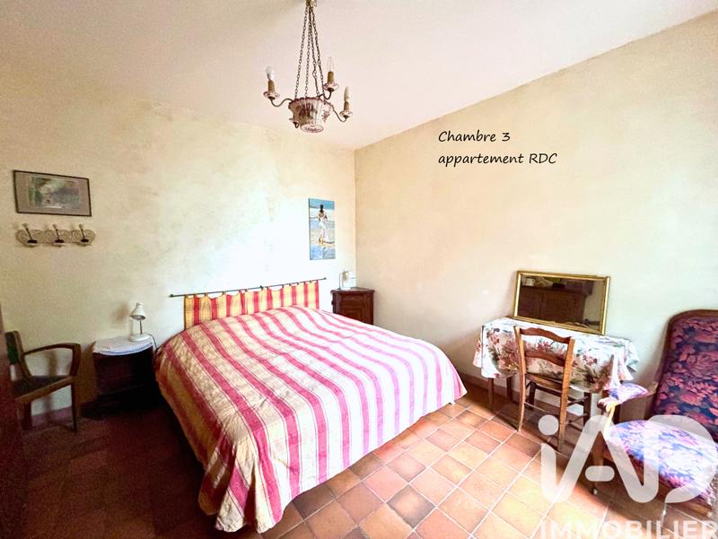 Maison de ville - 345 m² - 15 pièces