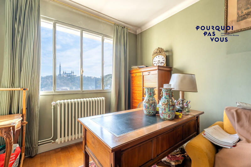 Appartement - 115 m² - 4 pièces