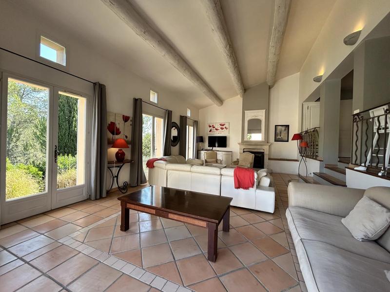 Maison - 159 m² - 6 pièces