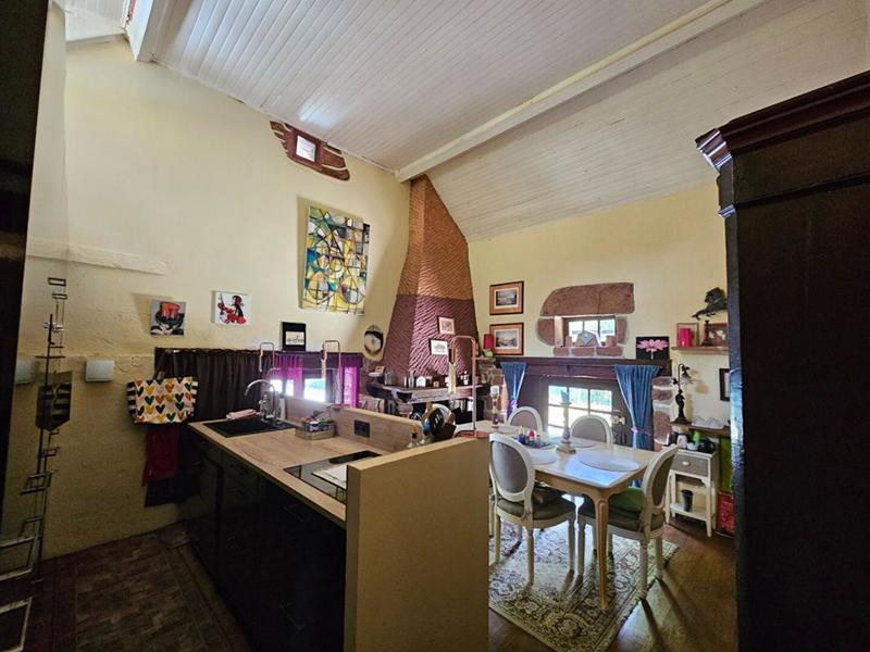 Maison - 160 m² - 8 pièces