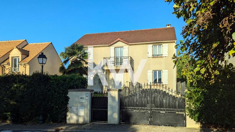 Maison - 184 m² - 8 pièces