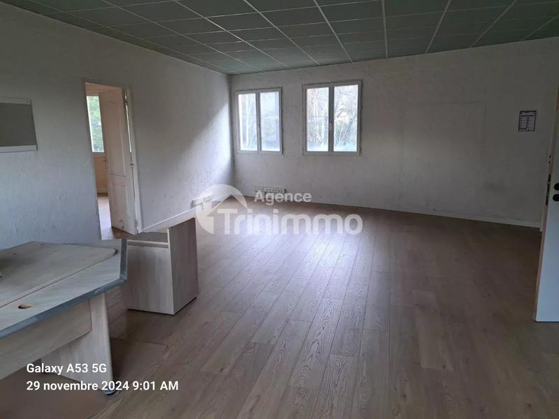 Local commercial - 198 m²