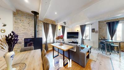 Maison - 105 m² - 4 pièces