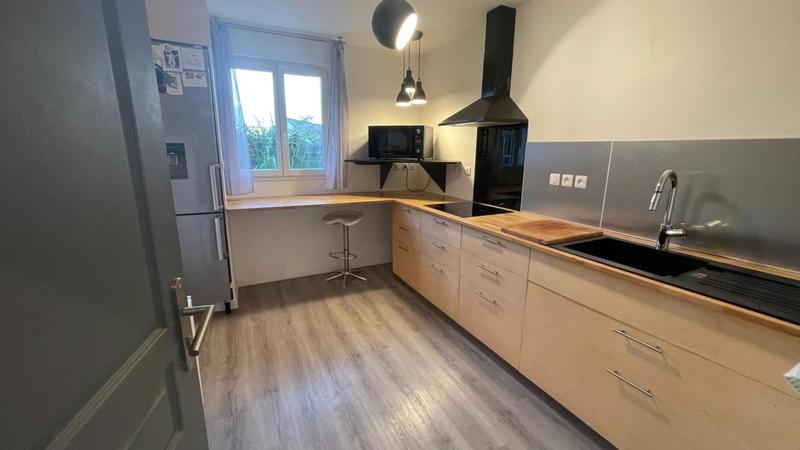 Maison - 100 m² - 3 pièces