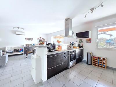 Maison - 89 m² - 5 pièces