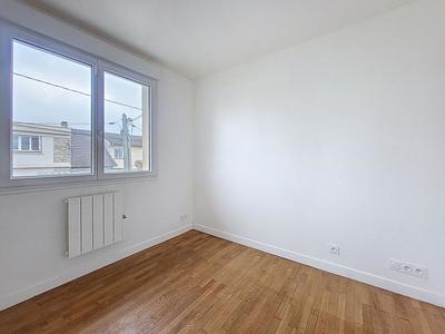 Maison - 91 m² - 4 pièces