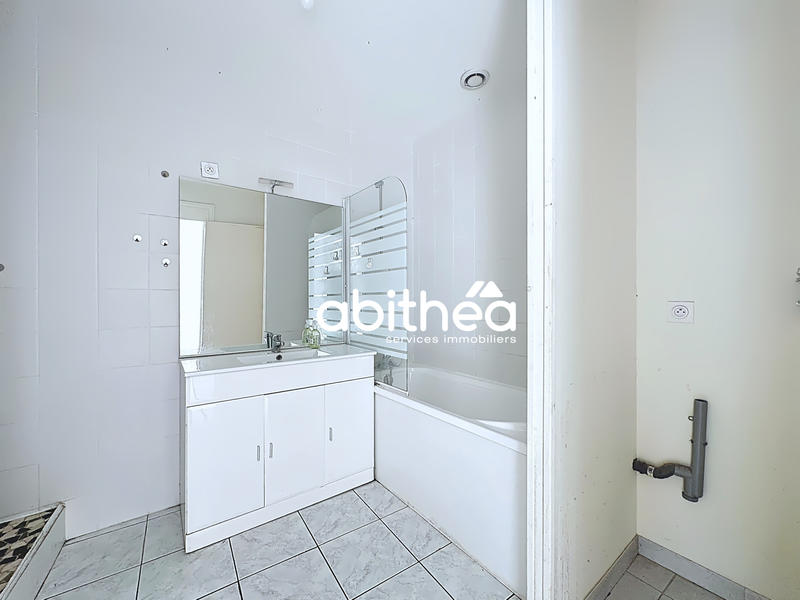 Maison - 174 m² - 7 pièces