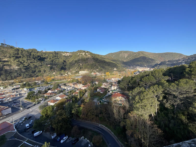 Appartement - 70 m² - 4 pièces