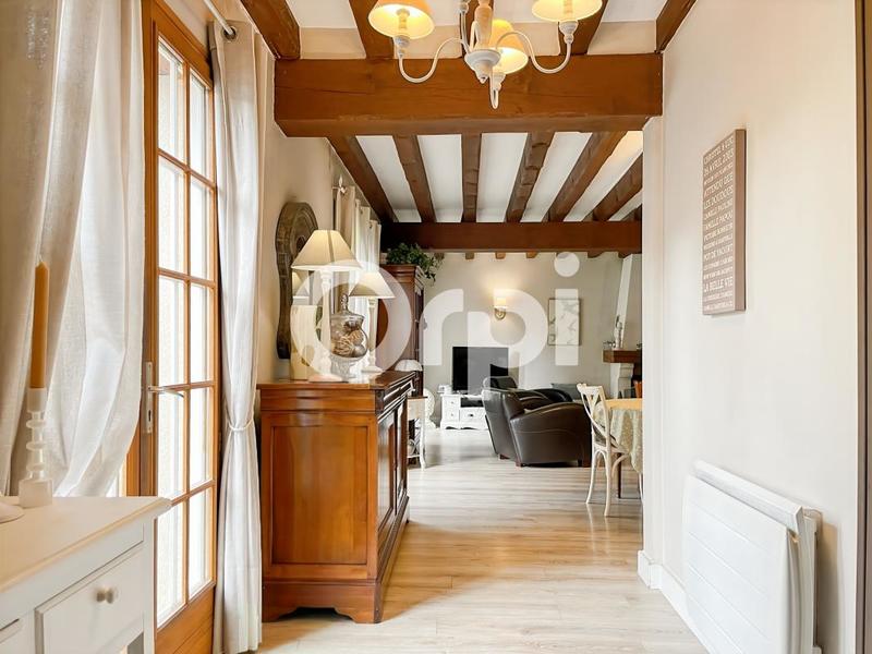 Maison - 200 m² - 6 pièces