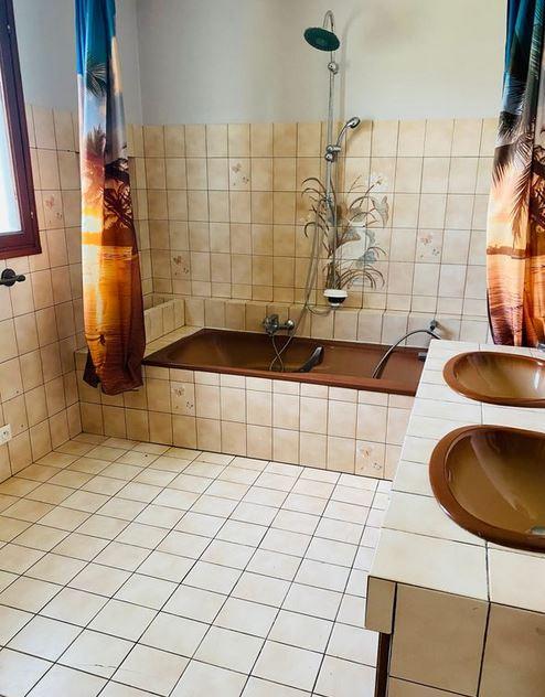 Immeuble - 150 m² - 7 pièces