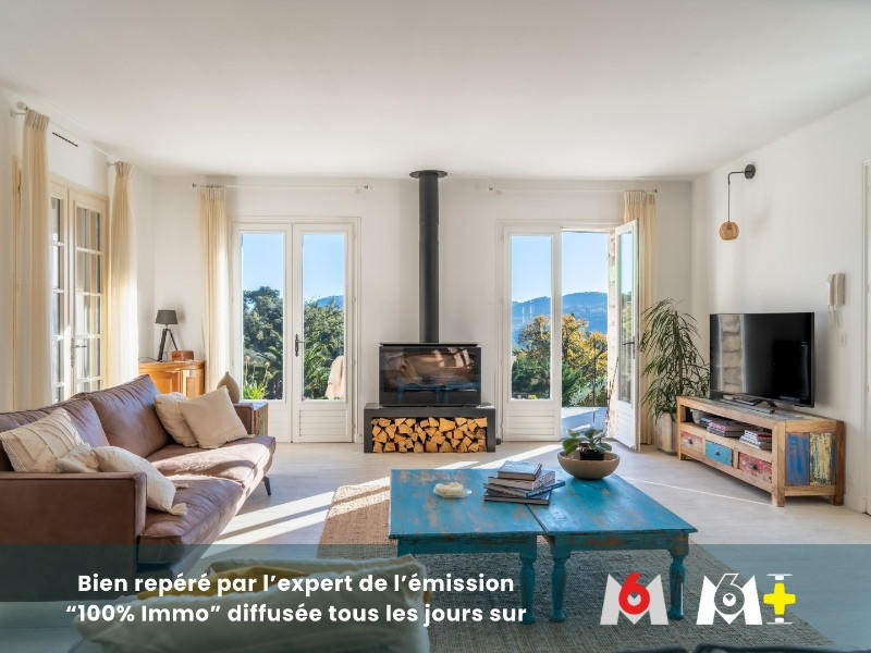 Maison - 345 m² - 10 pièces