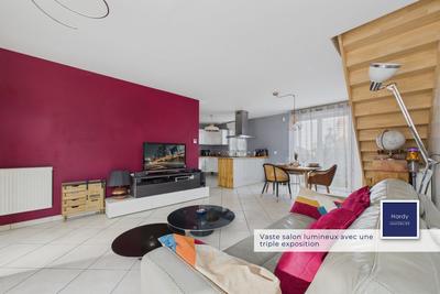 Maison - 98 m² - 4 pièces