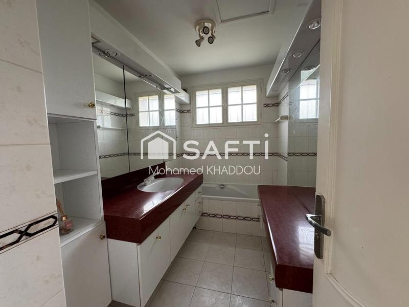 Maison - 100 m² - 5 pièces