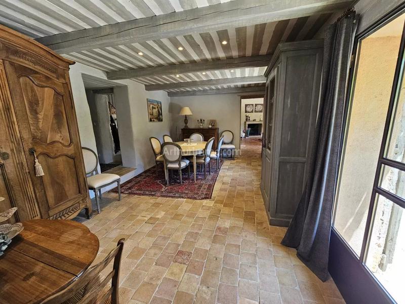 Maison - 166 m² - 7 pièces