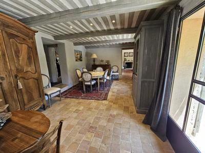 Maison - 166 m² - 7 pièces