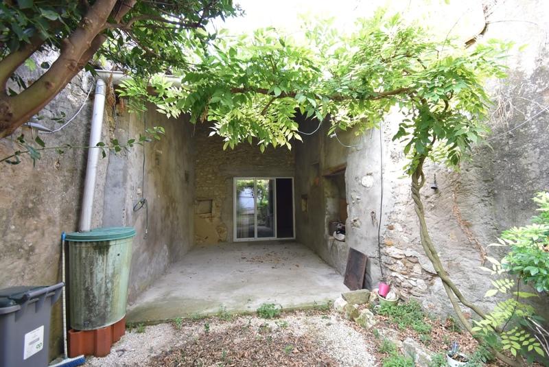 Maison - 264 m² - 9 pièces