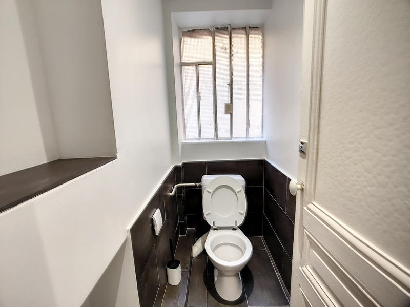 Appartement - 130 m² - 6 pièces