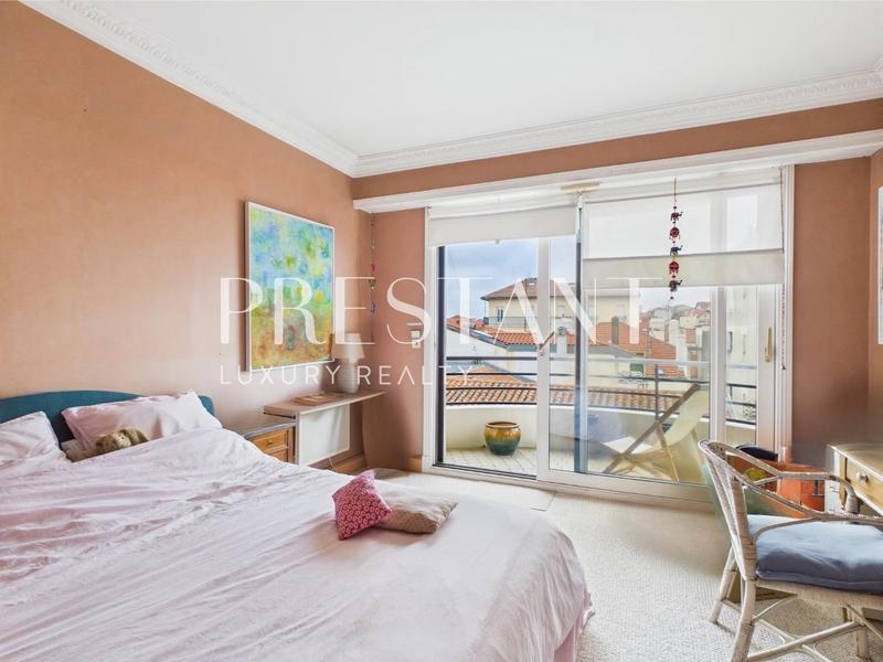 Appartement - 104 m² - 3 pièces