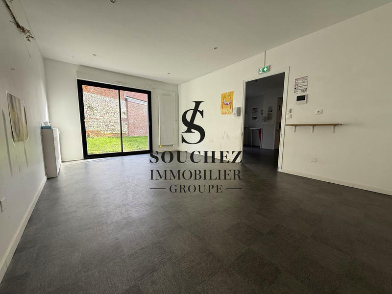 Local d'activités - 128 m² - 6 pièces