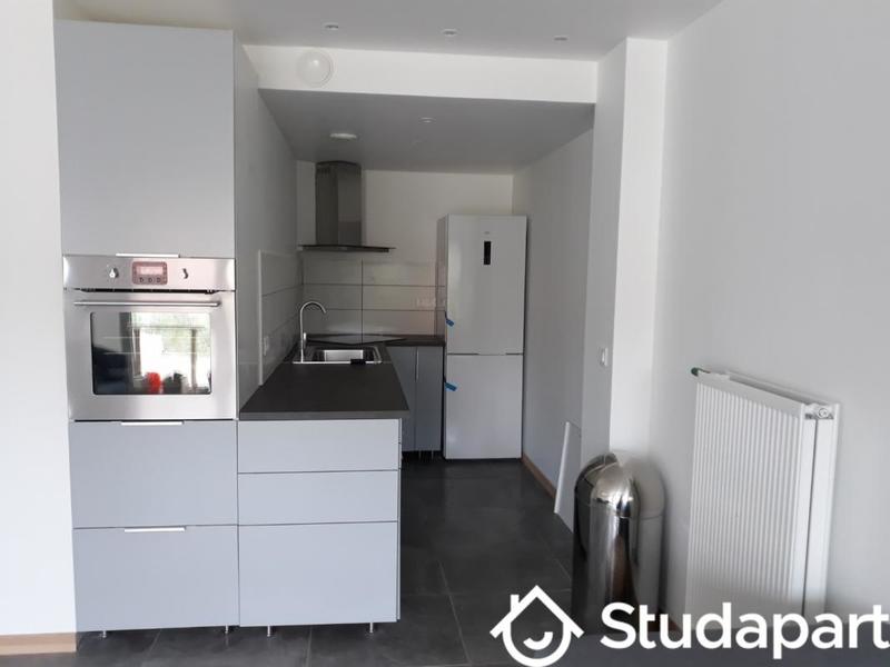 Chambre - 13 m² - 1 pièce