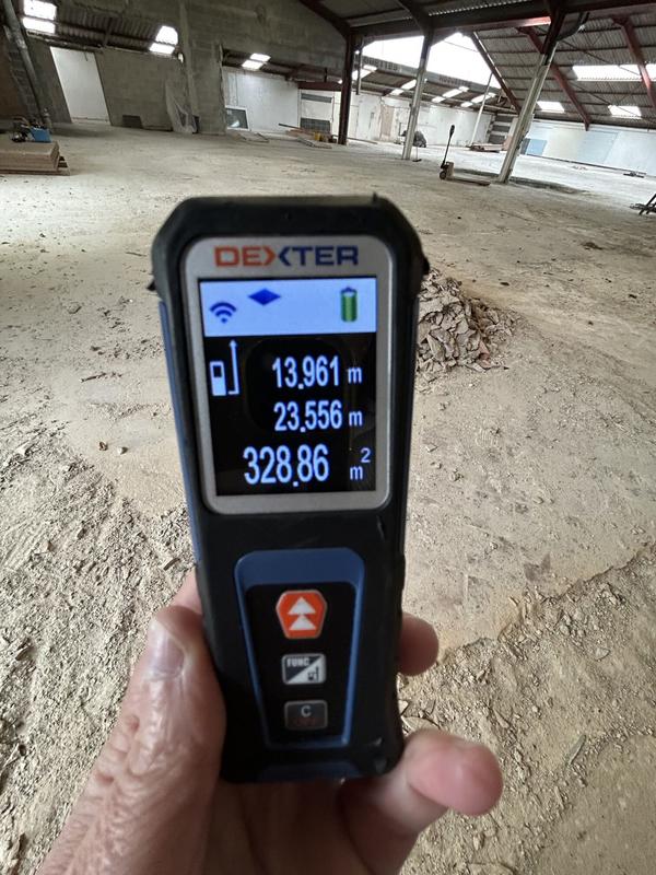 Entrepôt - 1 231 m²