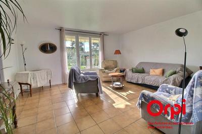 Appartement - 96 m² - 4 pièces