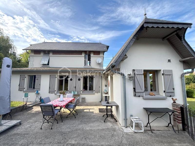 Villa - 96 m² - 5 pièces