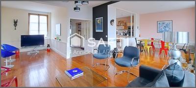 Maison - 269 m² - 8 pièces