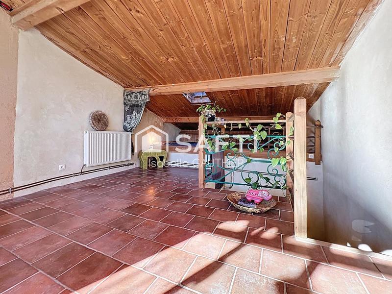 Maison de village - 90 m² - 4 pièces