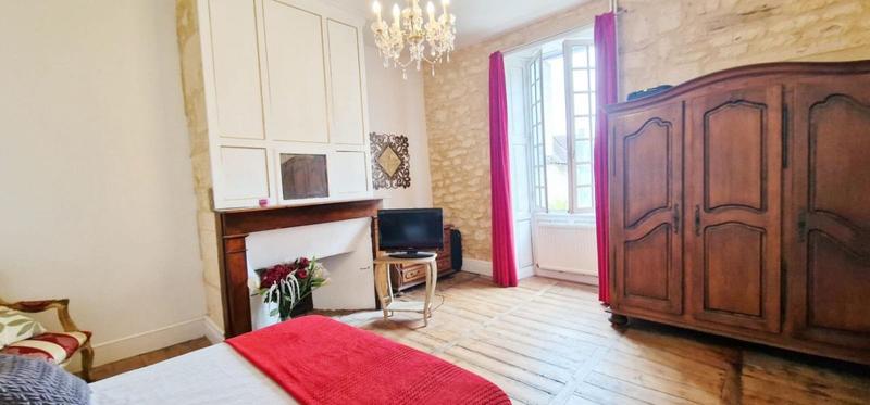 Maison - 166 m² - 8 pièces