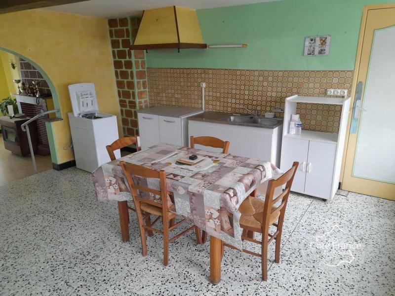 Maison - 93 m² - 4 pièces