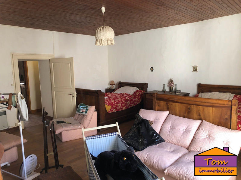 Maison - 140 m² - 5 pièces