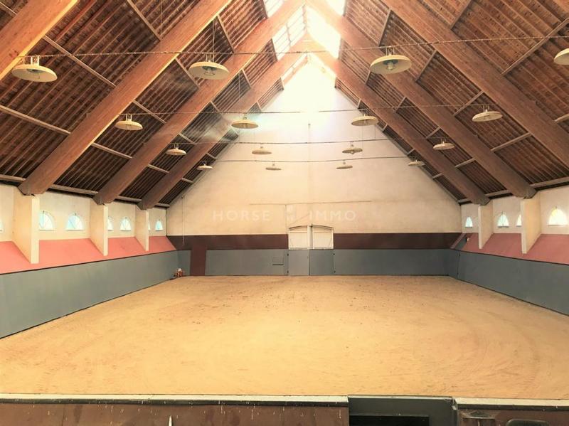 Maison de domaine équestre - 230 m² - 5 pièces