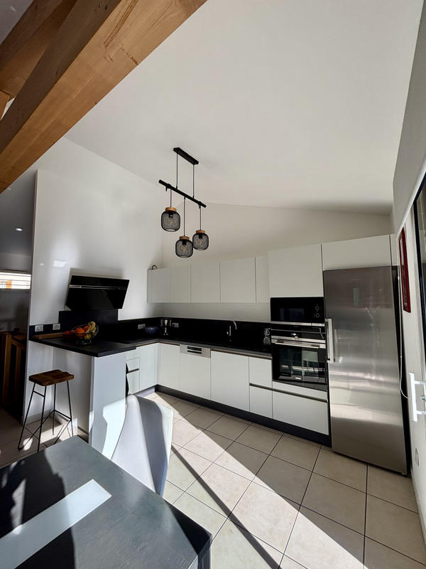 Villa - 80 m² - 4 pièces