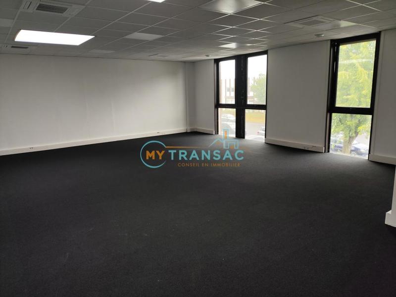 Local d'activités - 534 m²