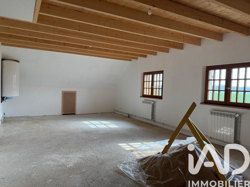 Maison - 225 m² - 9 pièces