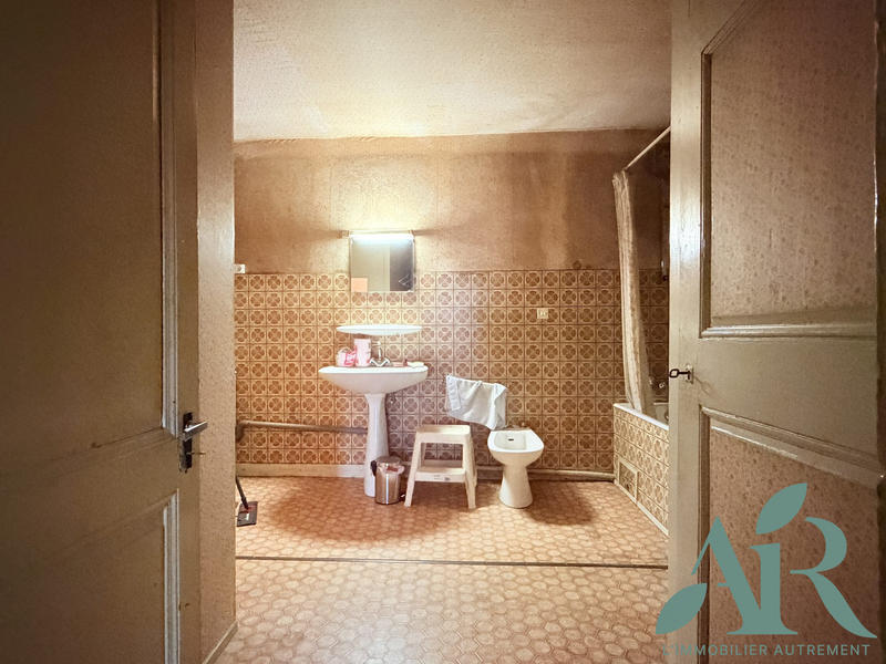 Maison ancienne - 100 m² - 5 pièces