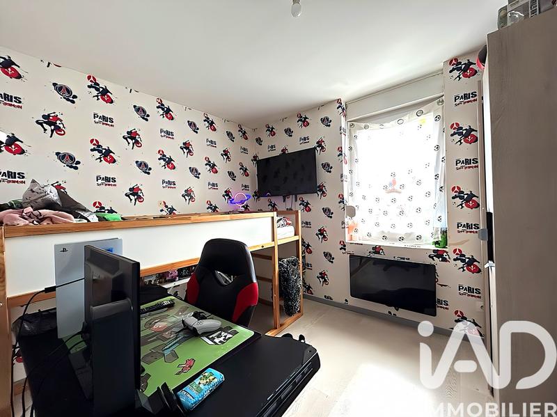 Maison - 94 m² - 6 pièces