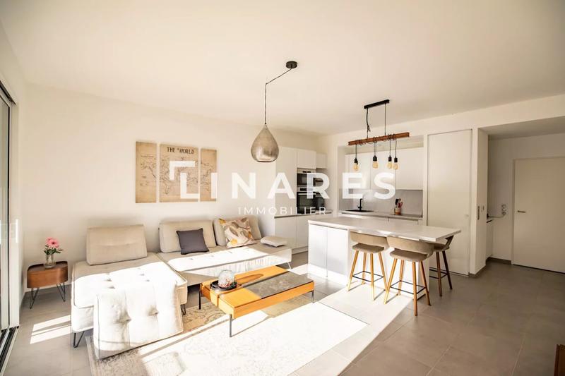 Appartement - 89 m² - 4 pièces