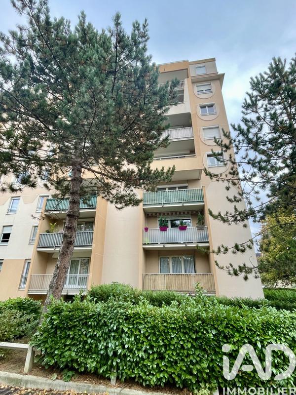 Appartement - 79 m² - 4 pièces