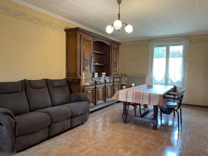 Maison - 101 m² - 5 pièces