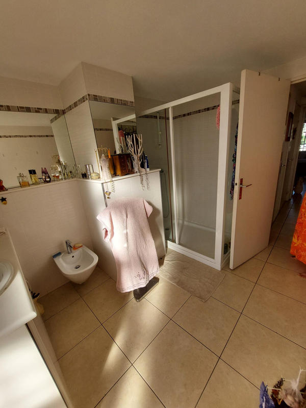 Appartement - 99 m² - 4 pièces