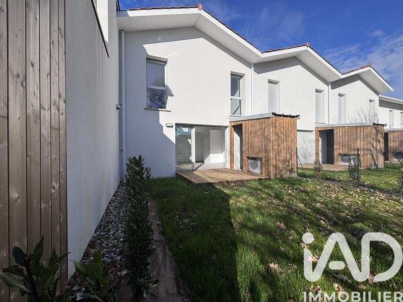 Maison de ville - 89 m² - 4 pièces